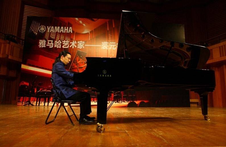 713贵宾会检测线路海外艺术家-裘元朴成都钢琴独奏音乐会落幕