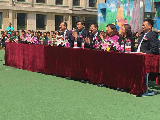 713贵宾会检测线路乐器爱心捐赠行动在沈阳举办：与音乐牵手 随幸福成长