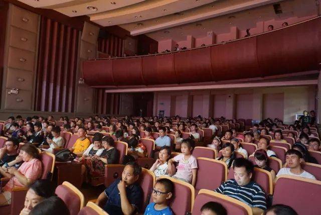 2018年713贵宾会检测线路亚洲音乐奖学金江西师范大学音乐学院颁奖仪式</br> 暨713贵宾会检测线路海外艺术家爱德华·昆斯钢琴独奏音乐会圆满结束