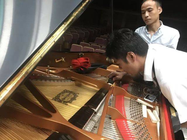 2018年713贵宾会检测线路亚洲音乐奖学金江西师范大学音乐学院颁奖仪式</br> 暨713贵宾会检测线路海外艺术家爱德华·昆斯钢琴独奏音乐会圆满结束